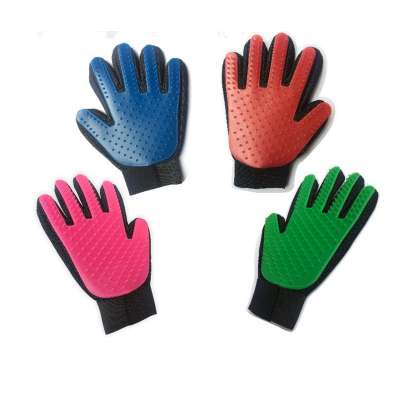 Efficient Deshedding Glove Soft Rubber Tips for Massage Hair Five Fingers Design